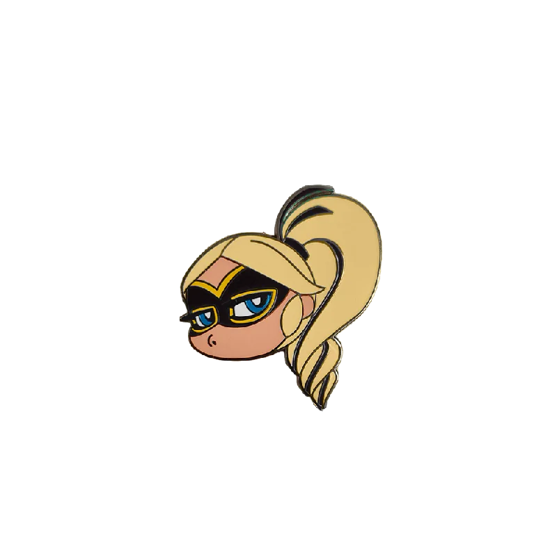 Pet accessoriesQueen Bee Chibi Pin