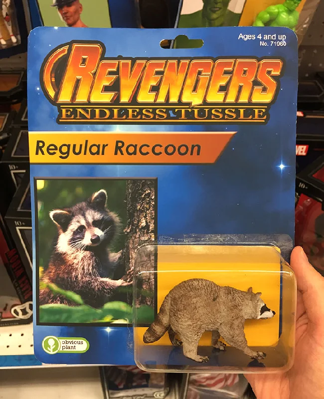 - Toys suitable for multi-pet familiesRevengers: Regular Raccoon