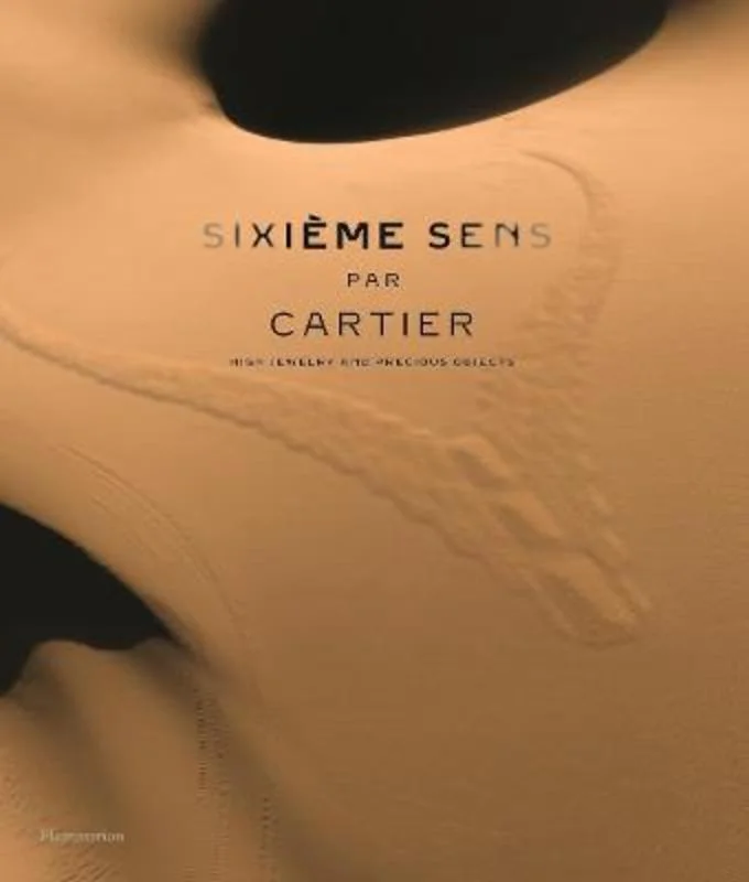 - Remote interactive pet feederSixieme Sens par Cartier